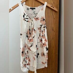 Dynamite Floral Zip-Front Top in Pink and Black